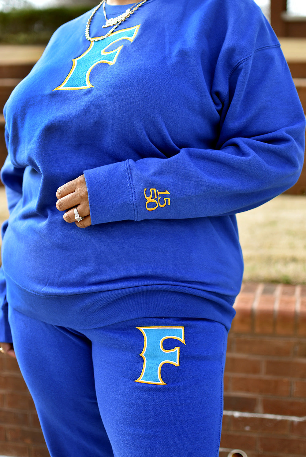 1550 VARSITY SWEATSHIRT