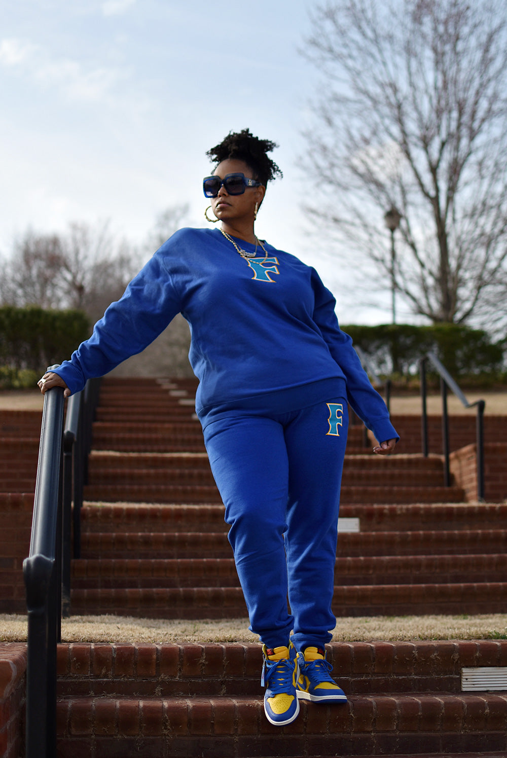 1550 VARSITY SWEATSHIRT