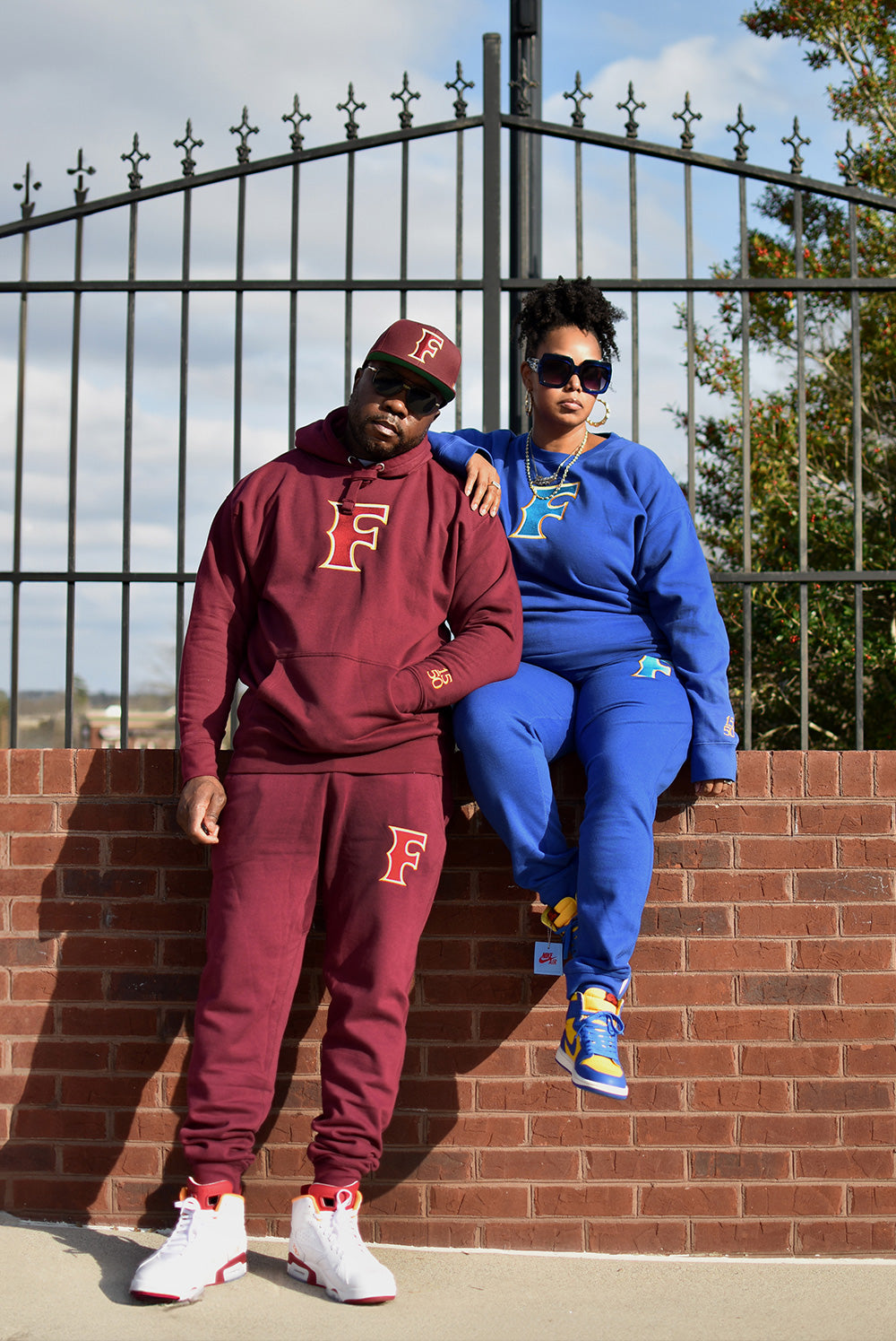 1550 VARSITY HOODIE