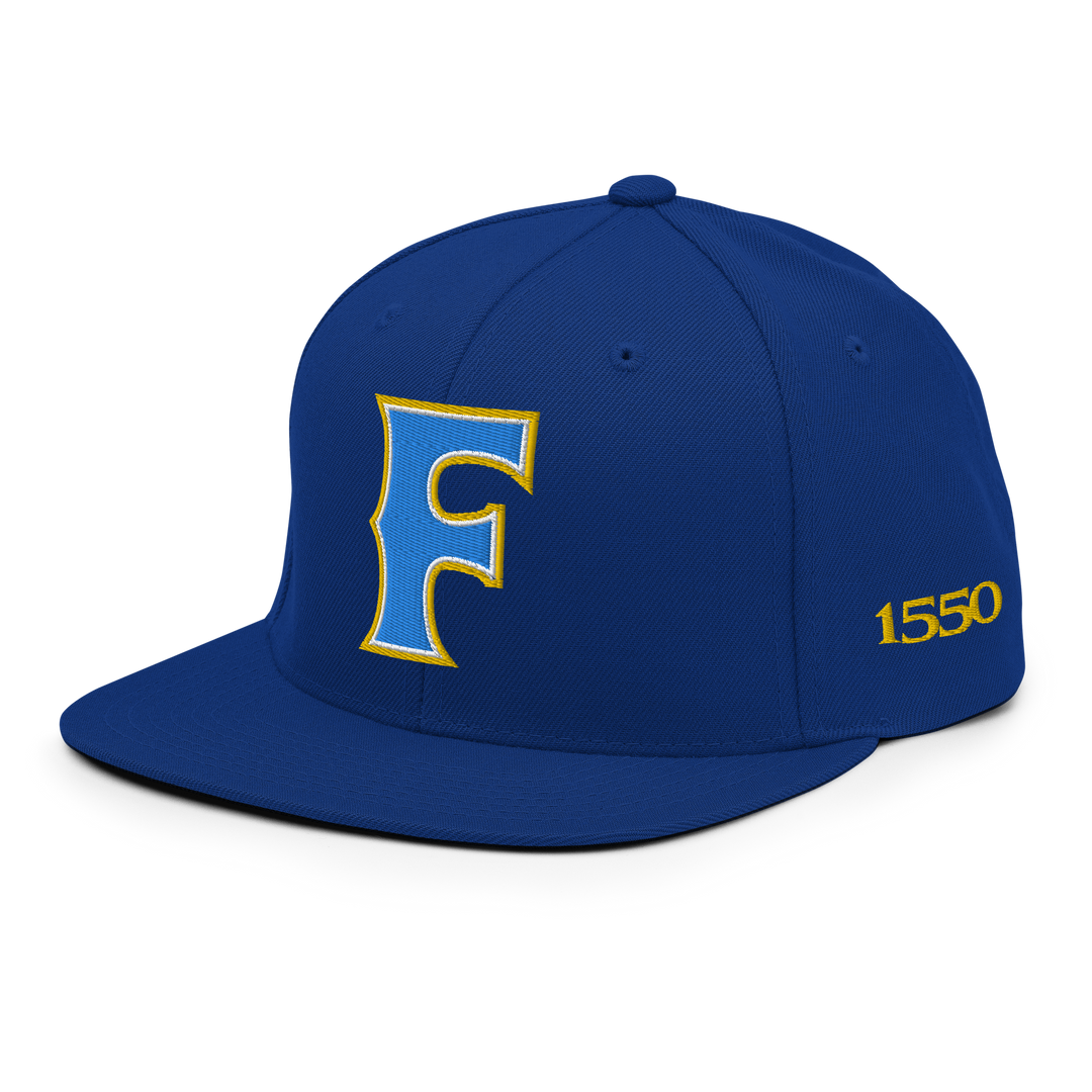1550 VARSITY SNAPBACK HAT