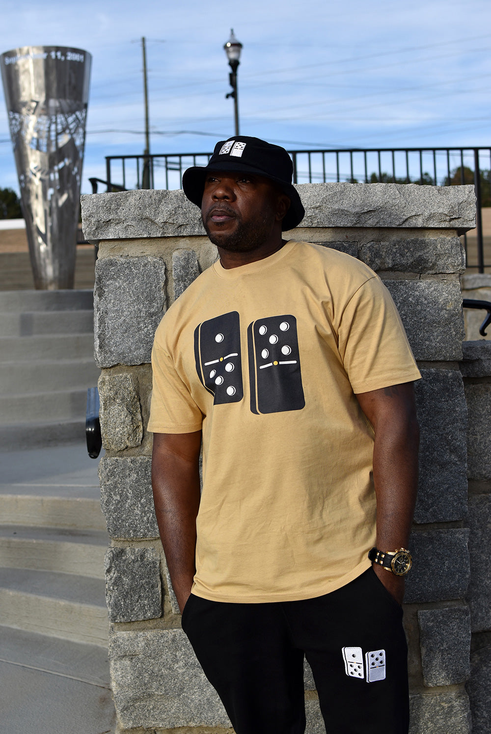 1550 DOMINO TEE