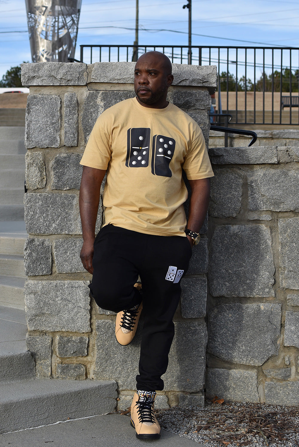 1550 DOMINO TEE